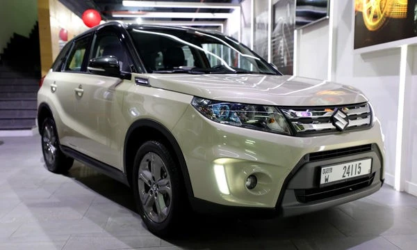 Beige Suzuki Vitara, 2017 Photo 1