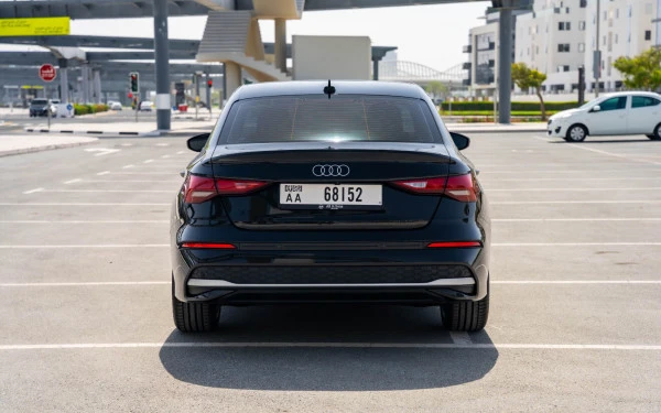 Black Audi A3, 2025 Photo 4