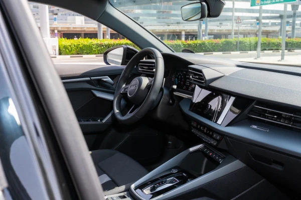 Black Audi A3, 2025 Photo 5
