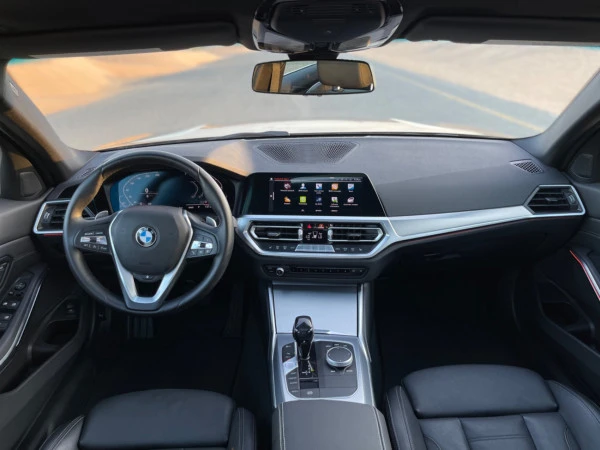 Black BMW 3 Series, 2021 Photo 3