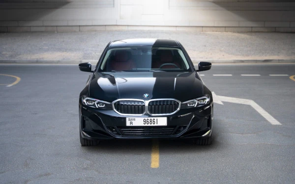 Black BMW 318i, 2025 Photo 2