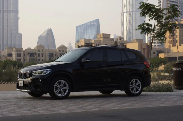 Black BMW X1, 2019 Photo 2