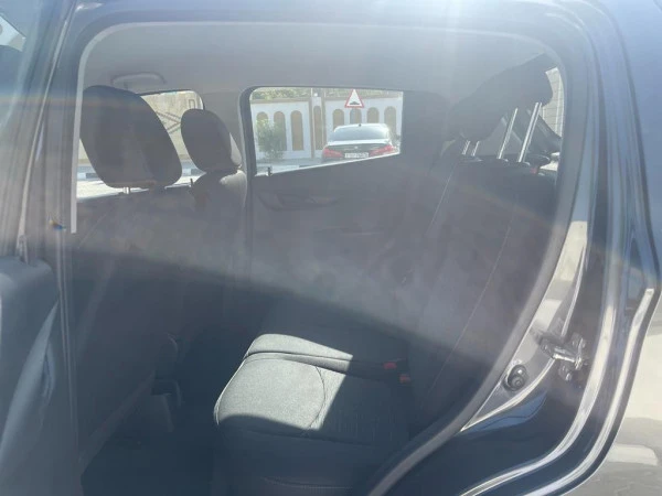 White Chevrolet Spark, 2020 Photo 1