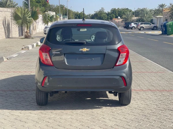 White Chevrolet Spark, 2020 Photo 5
