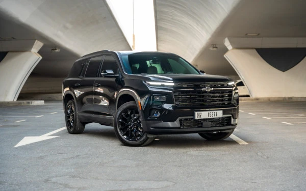 Black Chevrolet Traverse, 2025 Photo 6