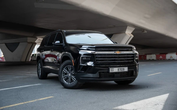 Black Chevrolet Traverse, 2026 Photo 2