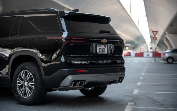 Black Chevrolet Traverse, 2026 Photo 8