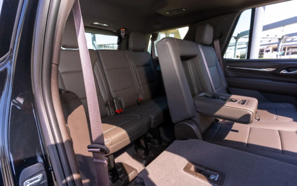 Black GMC Yukon Denali, 2024 Photo 7