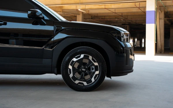 Black Hyundai Santa Fe, 2026 Photo 5