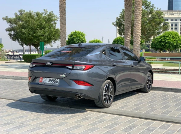 Black JAC J7, 2026 Photo 1