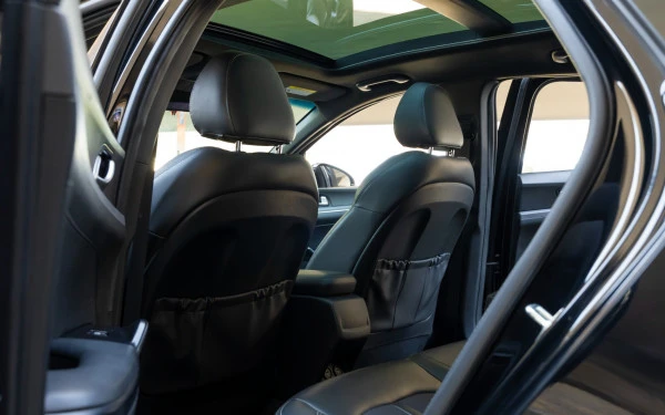 Black K5 GT, 2022 Photo 7