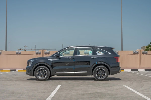 Black KIA Sorento, 2024 Photo 3