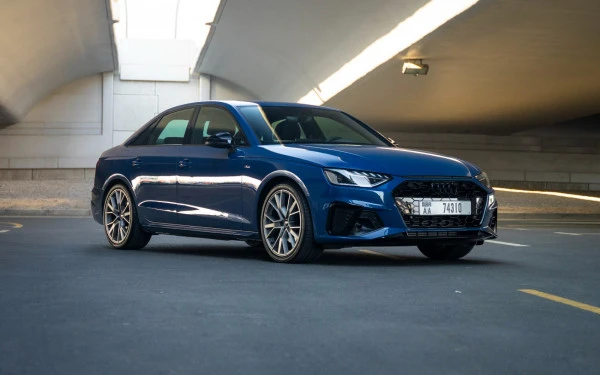 Blue Audi A4, 2024 Photo 1