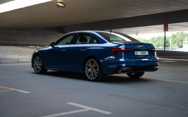 Blue Audi A4, 2024 Photo 5