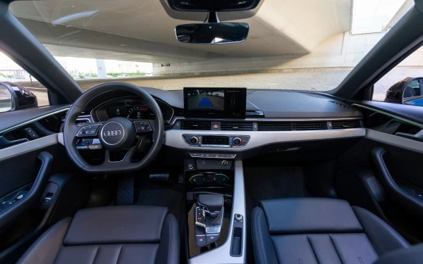 Blue Audi A4, 2024 Photo 10