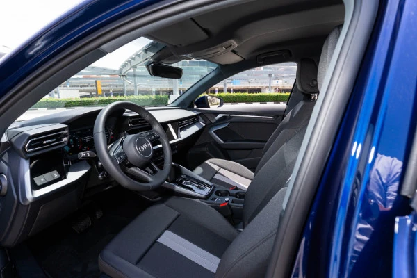 Blue Audi A3, 2025 Photo 5