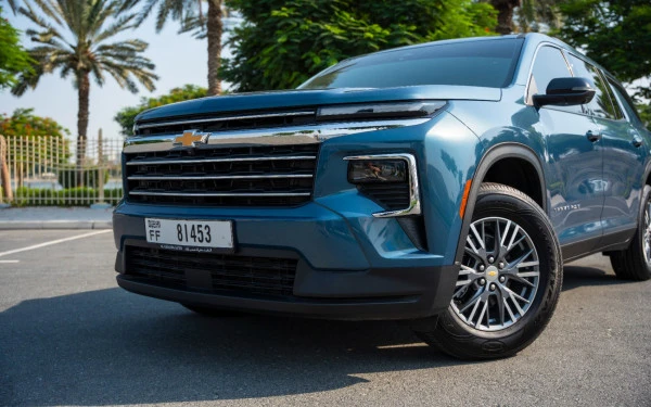 Blue Chevrolet Traverse, 2026 Photo 3