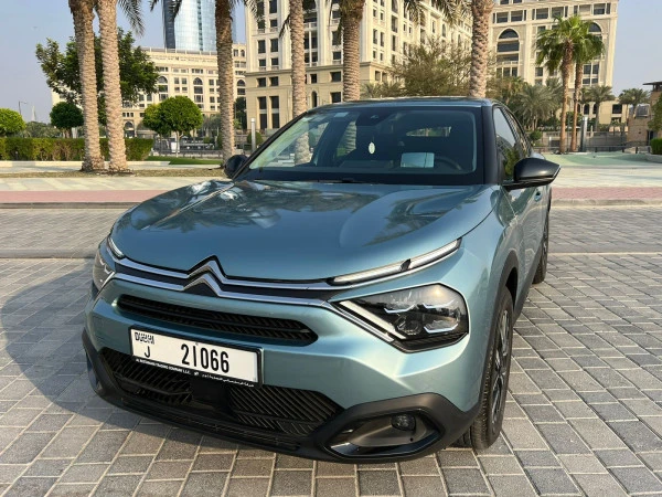 Blue Citroen C4, 2024 Photo 1