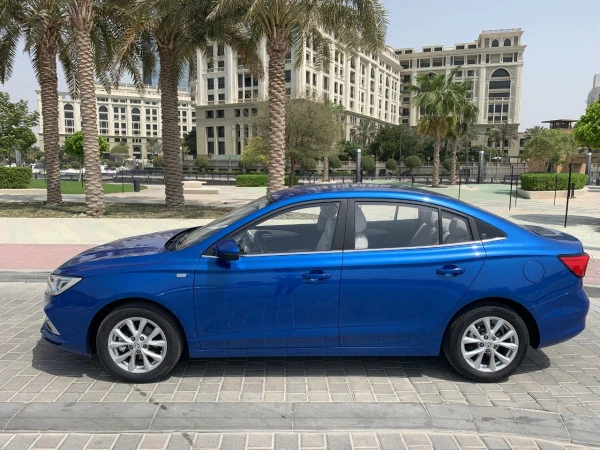 Blue MG5, 2025 Photo 2