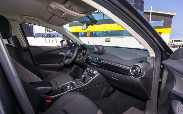 Dark Blue Mazda CX3, 2024 Photo 8