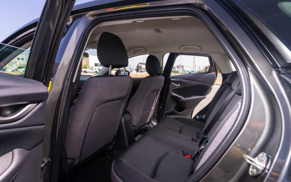 Dark Blue Mazda CX3, 2024 Photo 10