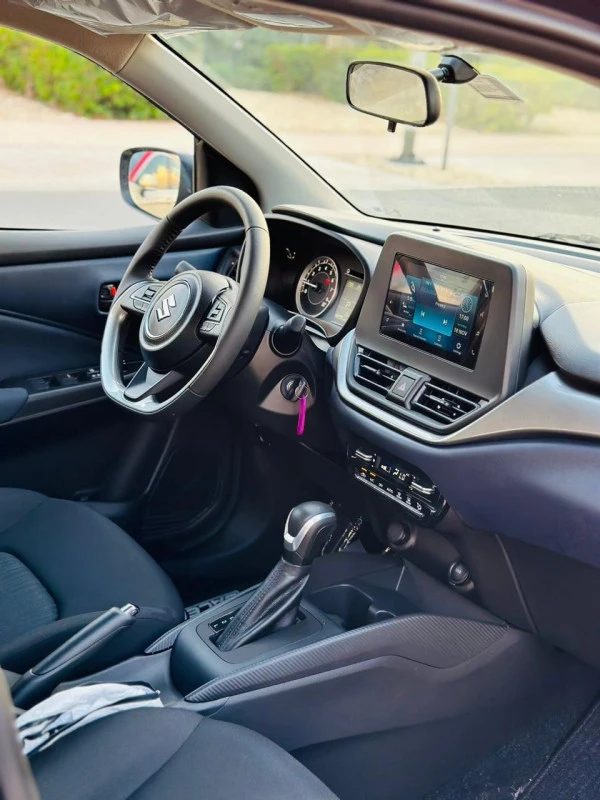 Dark Blue Suzuki Baleno, 2024 Photo 2