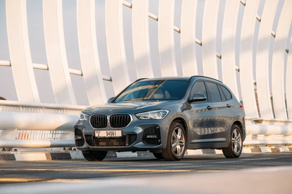 Dark Grey BMW X1, 2021 Photo 3
