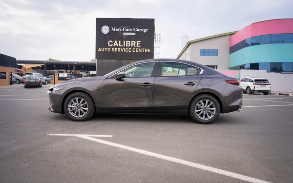 Dark Grey Mazda 3, 2024 Photo 3