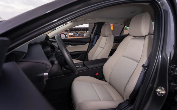 Dark Grey Mazda 3, 2024 Photo 5