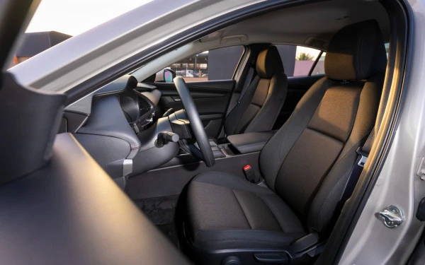 Gold Mazda 3, 2024 Photo 7