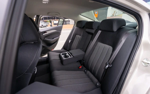 Gold Mazda 6, 2024 Photo 11