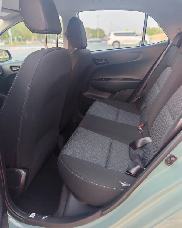 Green KIA Picanto, 2025 Photo 4