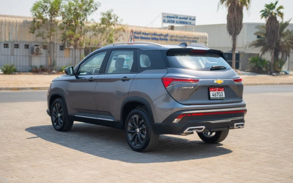 Grey Chevrolet Captiva, 2024 Photo 4