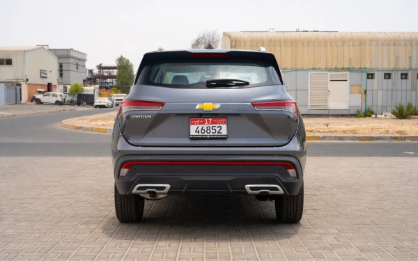 Grey Chevrolet Captiva, 2024 Photo 1
