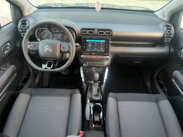 Grey Citroen C3 Aircross, 2024 Photo 1