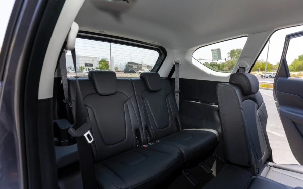 Grey Hyundai Stargazer, 2024 Photo 8