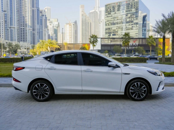White JAC J7, 2023 Photo 4