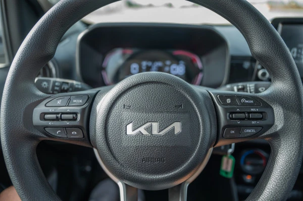Grey KIA Picanto, 2024 Photo 5