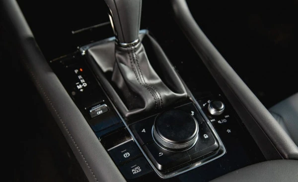Grey Mazda 3, 2019 Photo 9