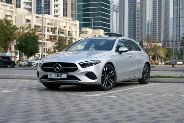Grey Mercedes A180, 2023 Photo 4