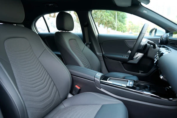 Grey Mercedes A180, 2023 Photo 14