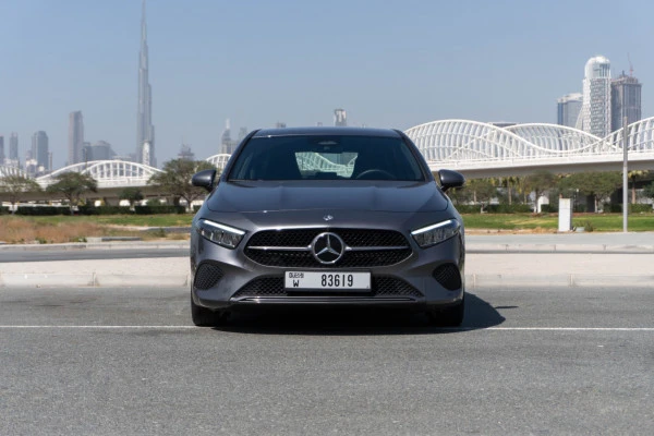 Grey Mercedes A180, 2023 Photo 1