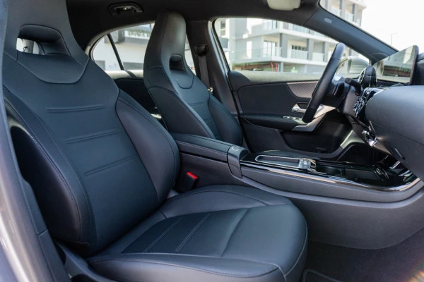 Grey Mercedes A180, 2023 Photo 8