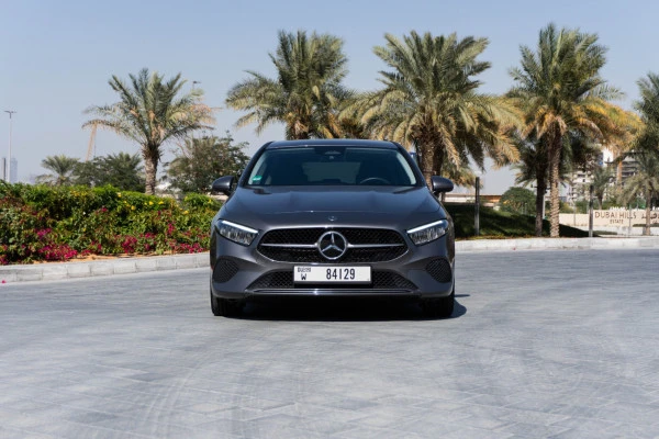 Grey Mercedes A180, 2023 Photo 2