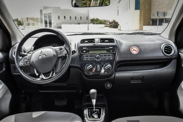 Grey Mitsubishi Attrage, 2022 Photo 3