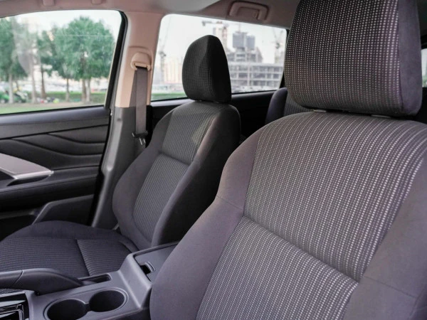 Grey Mitsubishi Xpander, 2022 Photo 5