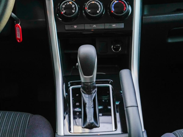 Grey Mitsubishi Xpander, 2022 Photo 6