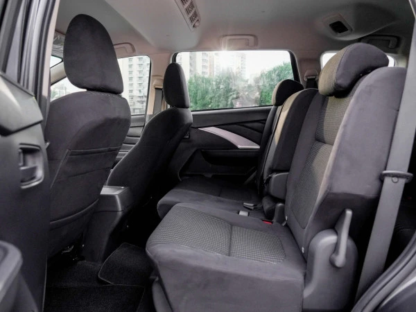 Grey Mitsubishi Xpander, 2022 Photo 8