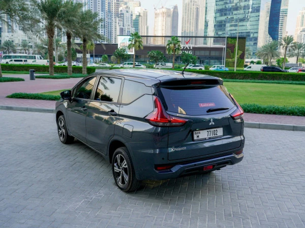 Grey Mitsubishi Xpander, 2022 Photo 11