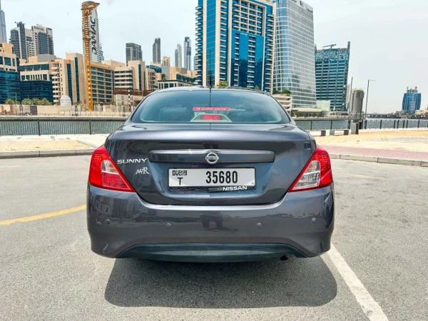 Grey Nissan Sunny, 2022 Photo 3